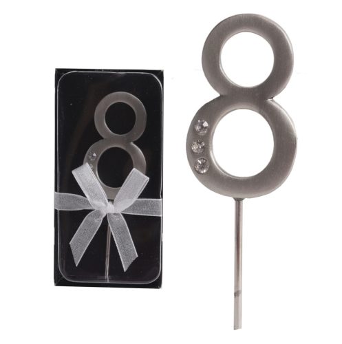 ON CAKE SERVER/CROSS. "8