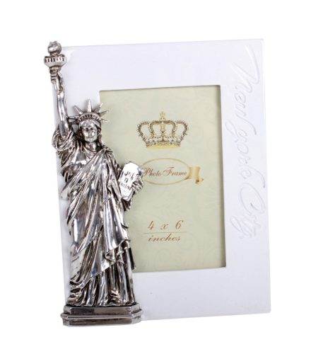 P.PICTURE USA STATUE 17*22