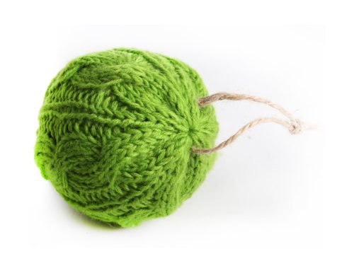 KNITTED BALL GREEN 8