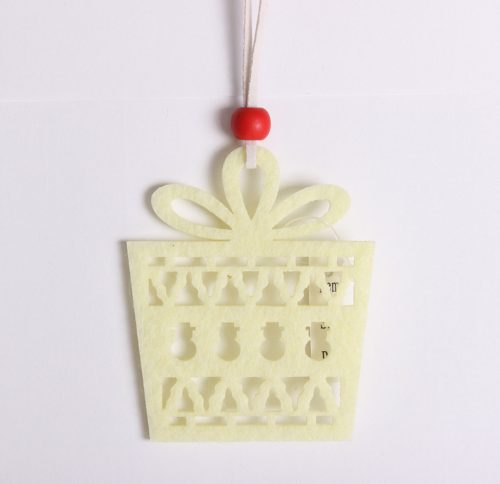 FELT CIRCLE GIFT CREAM 6*15