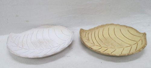WOODEN PLATE LEAF WHITE/NATURAL 2S 24*19