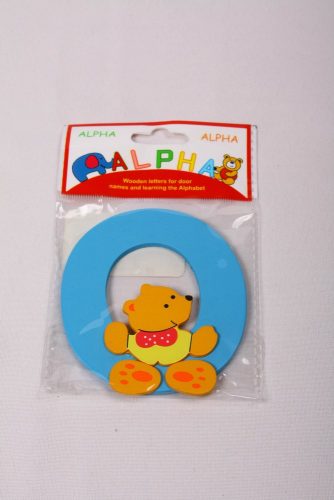 WOODEN LETTER BEAR "O