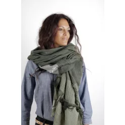 Cecilia Gallerani scarf - 200x98 cm - green, with tassels